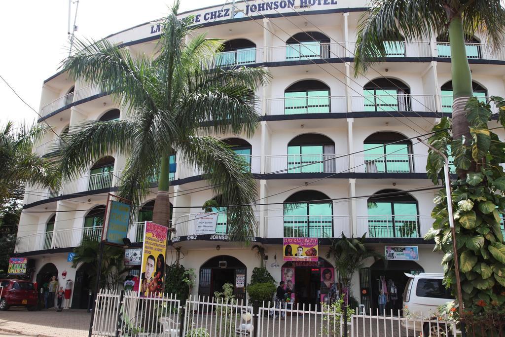 La Grand Chez Johnson Hotel Muyenga Kampala Kültér fotó